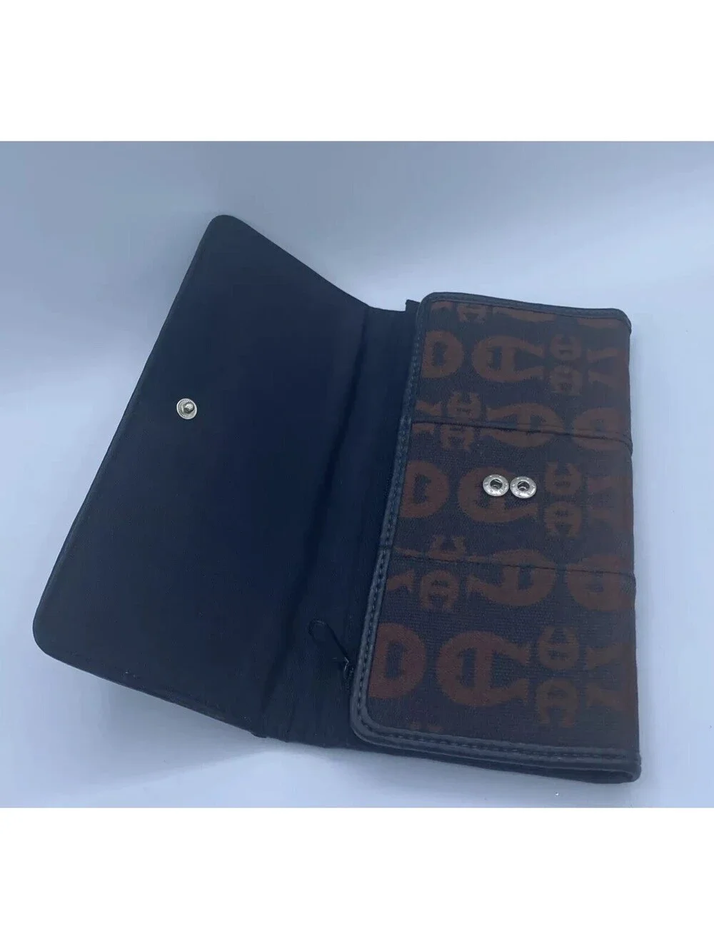 Etienne Aigner Checkbook wallet 7.75 in